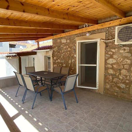 הוילה מונמבאסיה Barbajonn'S Stone House מראה חיצוני תמונה