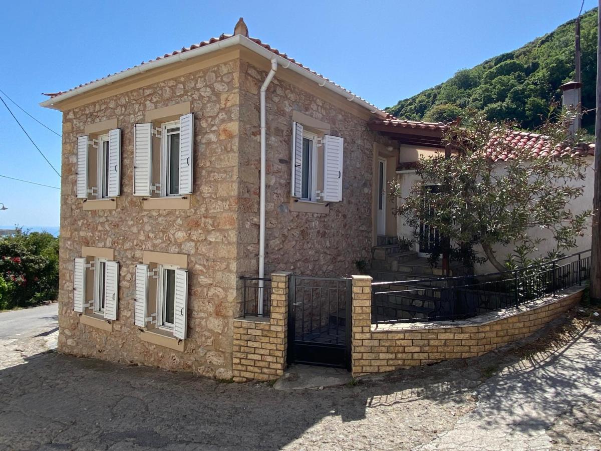 הוילה מונמבאסיה Barbajonn'S Stone House מראה חיצוני תמונה